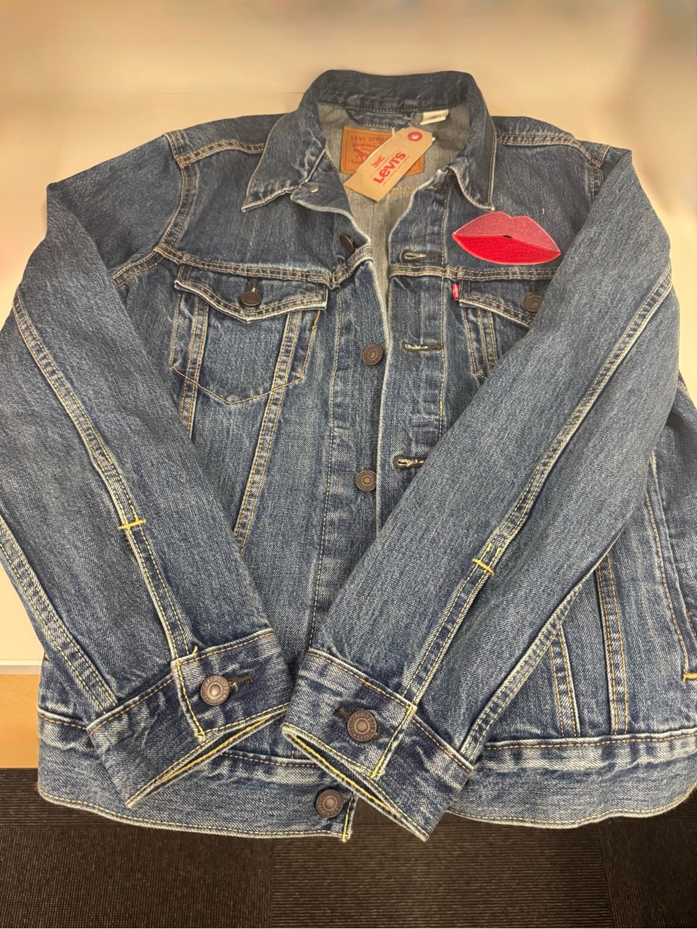 NWT Levi’s Denim Jacket Small